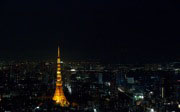 根強い人気の東京タワー、展望台からも外からも楽しめます